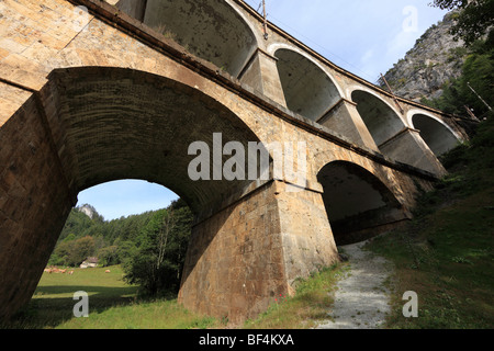 Railway bridge of the Semmering Railway, Kalte Rinne viaduct, Semmering, Lower Austria, Austria, Europe Stock Photo