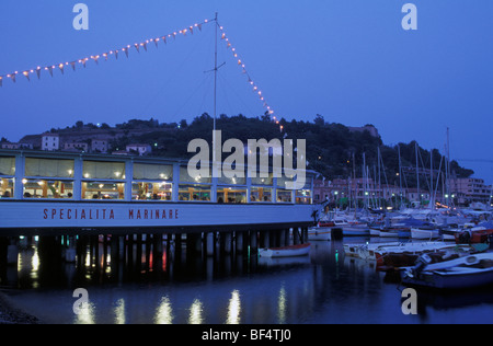 Restaurant, Harbour, Porto Azzurro, Elba, Insel Elba, Toskana, Italien Stock Photo