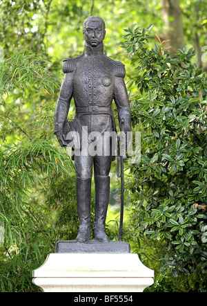 The Don Jose De San Martin, a sculpture by Juan Carlos Ferraro in 1993, situated in the northeast corner of Belgrave Square,UK. Stock Photo