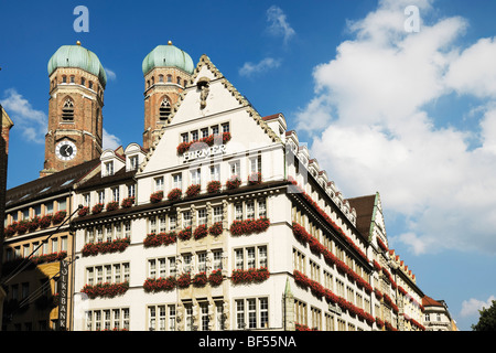 Department store Hirmer, Frauenkirche Church of Our Lady, Munich, Bavaria, Germany, Europe Stock Photo