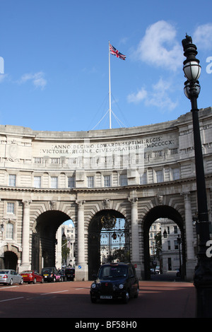 Admirality Arch, The Mall, Westminster, London, England, U.K. Stock Photo