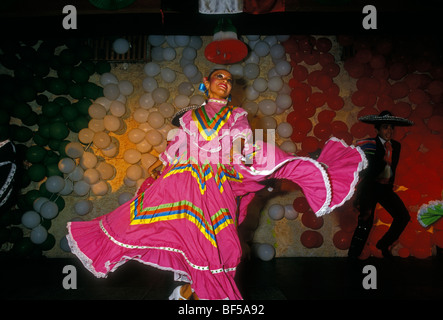 Mexican woman, dancer, dancing, Mexican Hat Dance, San Miguel de Cozumel, Cozumel Island, Mexico Stock Photo