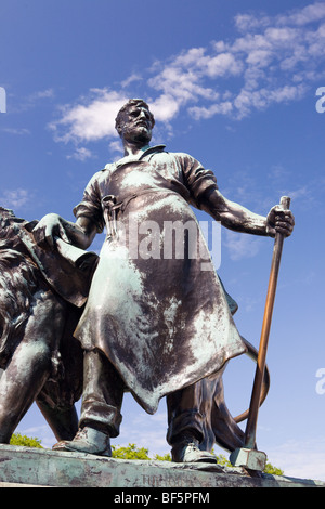 Statue on the Queen Victoria Memorial at Buckingham Palace Stock Photo