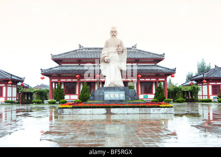 Sun Tzu statue in The Art Of War Culture City Of China, Huimin County, Binzhou City, Shandong, China Stock Photo
