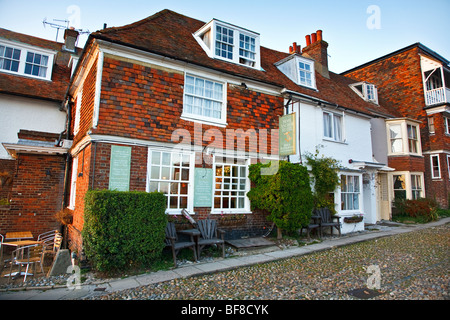 Hope Anchor Hotel, on the cobbled Watchbell Street, Rye, East Sussex, England, UK 2009 Stock Photo