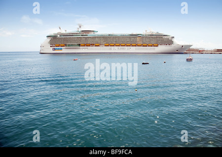The Royal Caribbean cruise ship 'Independence of the Seas' in port in Funchal, Madeira Stock Photo