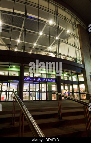 UK, England, Salford Quays, Lowry Outlet Mall entrance at night Stock Photo