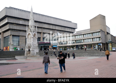 View of Chamberlain Square showing the Central Library and Paradise Forum, Birmingham, West Midlands, England, UK Stock Photo