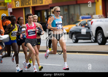 Paula Radcliffe leads the pack as the Women's Elite runners approach Mile 7 in the ING New York City Marathon. Stock Photo