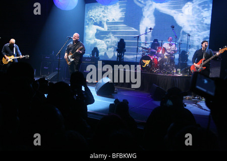The legendary Pixies play Hollywood Palladium, Doolittle reunion tour Stock Photo