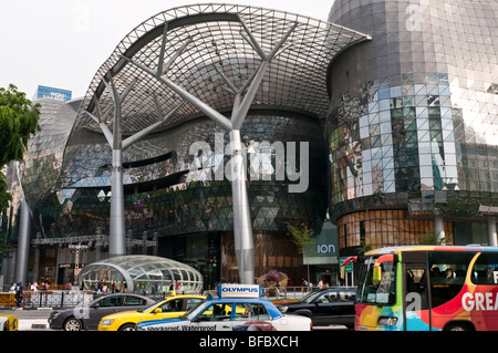 Glazed awning roof over the entry to the ION Orchard shopping centre building, Orchard Rd, Singapore Stock Photo