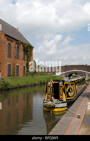 Tamworth grew rapidly in the 18th and 19th centuries during the Industrial Revolution and became a hub of the canal network. Stock Photo