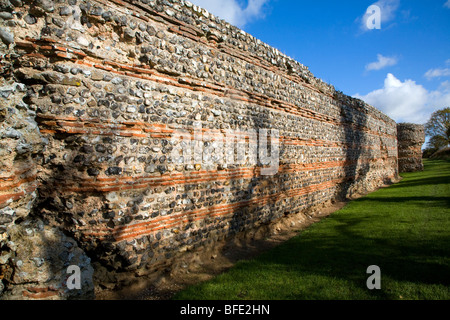 Brick work walls of Roman fort, Burgh Castle , Norfolk, England Stock Photo