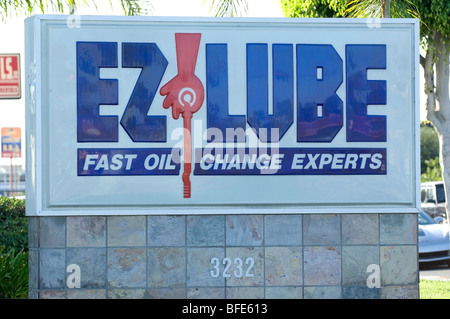 Oil change EZ Lube, self described as the Fast Oil Change Experts. Stock Photo