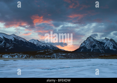 Abraham Lake in winter sunrise, Kootenay Plains, Alberta, Canada Stock Photo