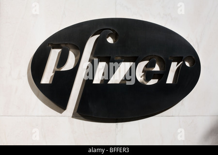 Pfizer logo on world headquarters, New York City Stock Photo
