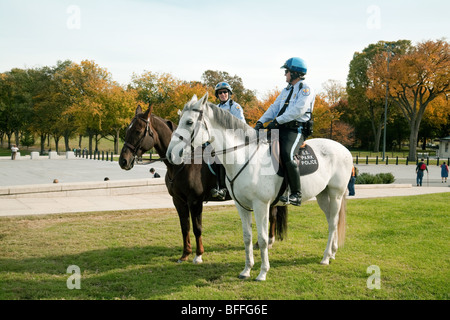 Two mounted US Park Police near the Lincoln Memorial, Washington DC, USA Stock Photo