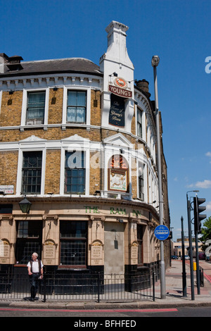 The Ram Inn, Youngs Brewery in Wandsworth, South London, England Stock Photo