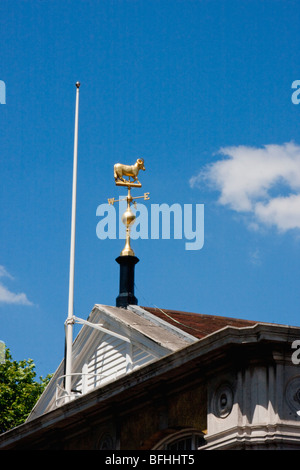 Ram weather vane, Youngs Brewery in Wandsworth, South London, England Stock Photo