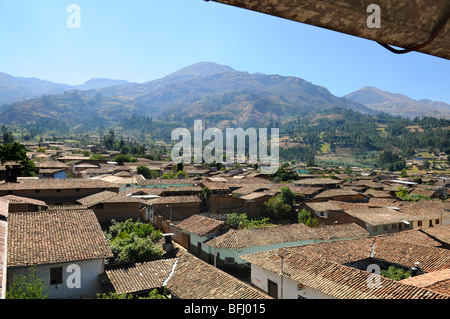 View of rooftops with Chochoconday mountain in Cajabamba, Peru Stock Photo