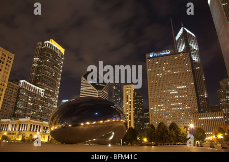 The cloud gate or bean sculpture by atrist Anish Kapoor AT&T Plaza in Millennium Park in Chicago at night Stock Photo