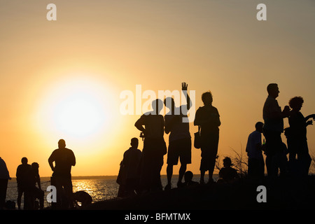 Australia, Northern Territory, Darwin.  Sunset at Mindil Beach. Stock Photo