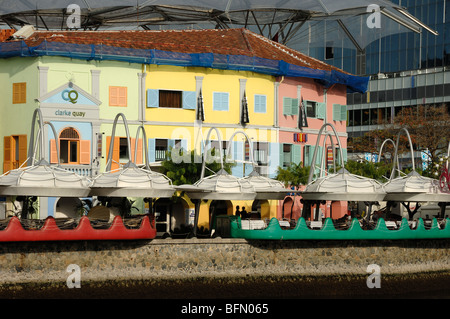 Bars and Riverside Restaurants, Restored Colourful or Colorful Pastel Painted Colonial Buildings & Shophouses on Clarke Quay, Singapore Stock Photo