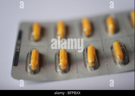 Tamiflu capsule tablets, the drug used to treat swine flu Stock Photo