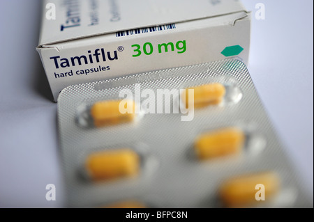 Tamiflu capsule tablets, the drug used to treat swine flu Stock Photo