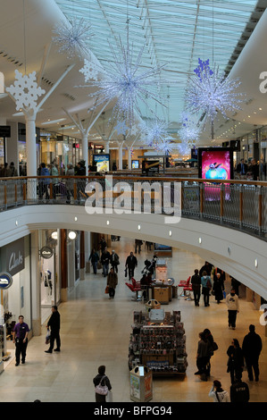 Christmas shoppers in Festival Place shopping complex Basingstoke Hampshire England Stock Photo