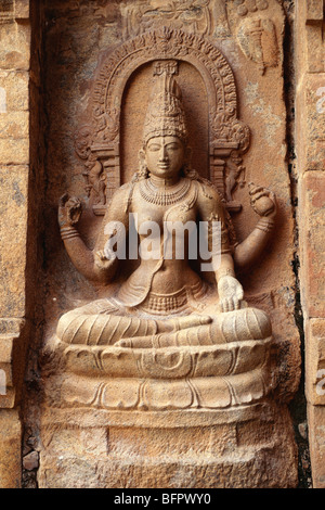 MAA 66588 : Saraswati statue on exterior wall of eleventh century Shiva temple on Gangaikondacholapuram ; Tamil Nadu ; India Stock Photo