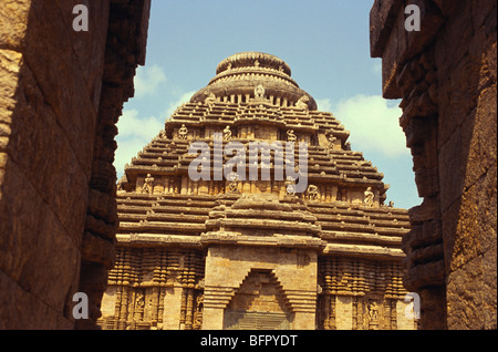 DBA 66877 : Konarak Sun temple in mid 13th century ; Konarak ; Orissa ; India Stock Photo