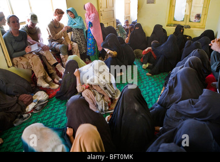 Afghan women in tarin kowt, Uruzgan province. Stock Photo