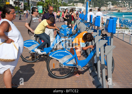 Rental bikes on the Promenade des Anglais, Nice, Provence, France Stock Photo