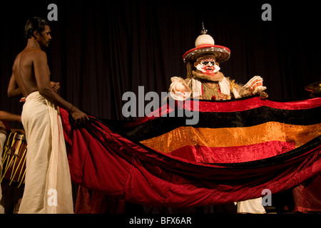 Hanuman, king of  the monkeys, a character in a Kathakali play, performing in a theatre in Trivandrum, Kerala, India Stock Photo