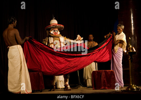 Hanuman, king of  the monkeys, a character in a Kathakali play, performing in a theatre in Trivandrum, Kerala, India Stock Photo