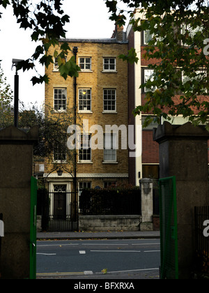 John Wesleys House (Now a Museum) Methodist Preacher and one of the Founders of the Methodist Religion City Road London Stock Photo