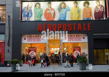 Grand Opening of an Aeropostale clothing store on 34th Street in New York Stock Photo