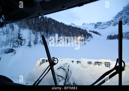 Snowcat, night duty, Schlick 2000 ski resort, Stubai Valley, Austria, Europe Stock Photo