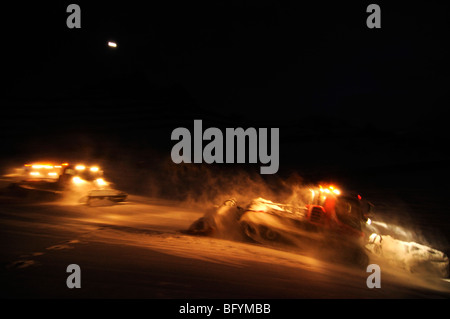 Snowcat, night duty, Schlick 2000 ski resort, Stubai Valley, Austria, Europe Stock Photo