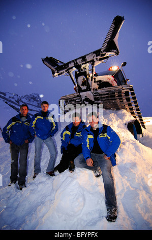 Snowcat, night duty, Schlick 2000 ski resort, Stubai Valley, Austria, Europe Stock Photo