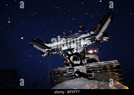 Snowcat, night duty, Schlick 2000 ski resort, Stubai Valley, Austria, Europe Stock Photo