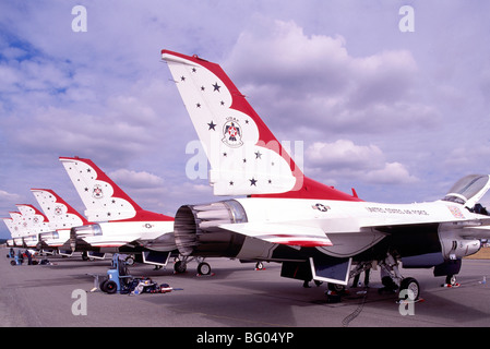Abbotsford International Airshow, BC, British Columbia, Canada - Thunderbirds US Air Force F-16 Fighter Jet Aircraft on Display Stock Photo