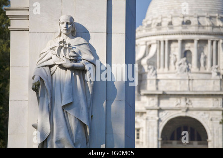 King Edward V11 memorial arch, Victoria Memorial, Chowringhee, Kolkata (Calcutta), West Bengal, India, Asia Stock Photo