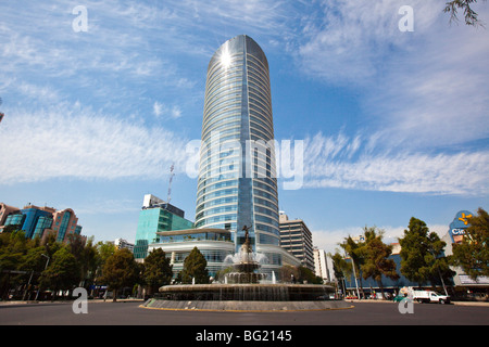 Diana Fountain Roundabout and 439 Paseo de La Reforma St Regis Starwood Hotel and Residences in Mexico City Stock Photo