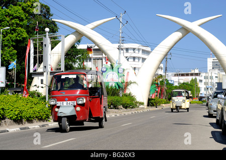 Elephant tusks, Moi Avenue, Mombasa, Kenya Stock Photo