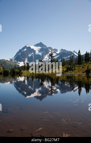 Mount Shuksan reflected in Picture Lake, Washington State, USA Stock Photo