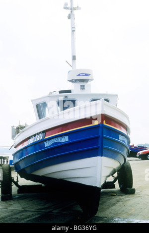 filey cobble fishing boat yorkshire vessel north sea