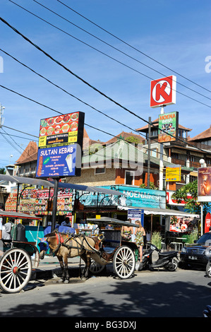 Front sea street in Kuta beach, Bali, Indonesia Stock Photo