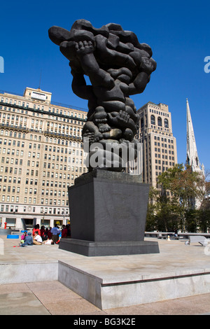 Government Of The People sculpture by Jacques Lipchitz, Municipal Services Building Plaza, Philadelphia, Pennsylvania, USA Stock Photo